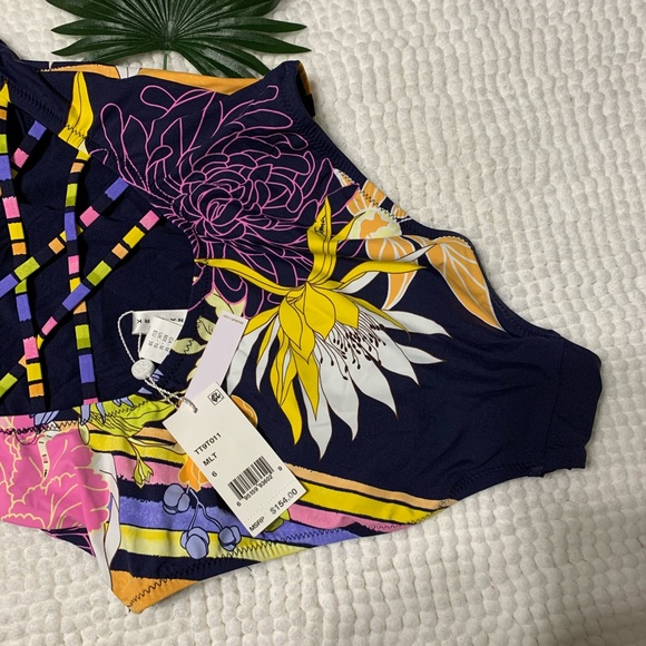 SALE⬇️⬇️‼️‼️NWT Bal Harbour Bandeau 1Pc Swimsuit - Picture 10 of 11